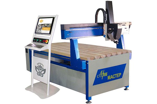 Produkcja mebli - maszyny do obróbki drewna